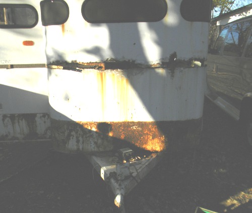 horseTrailer1